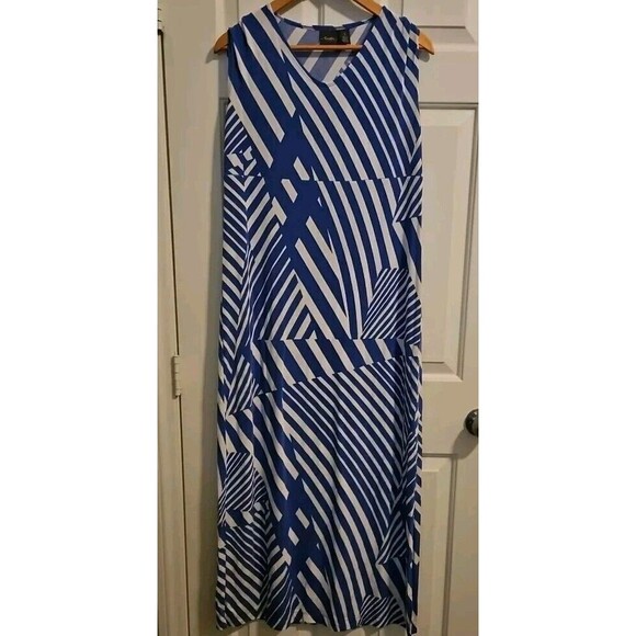 Chico's Dresses & Skirts - Chico’s Travelers Maxi Dress 1 US Size 8 Blue White Geo Angle Stripe Stretchy